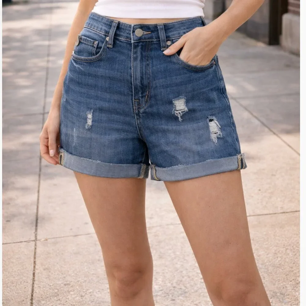 KanCan Distressed Denim Shorts Cuffed Hem Mid Rise Size 9/28
